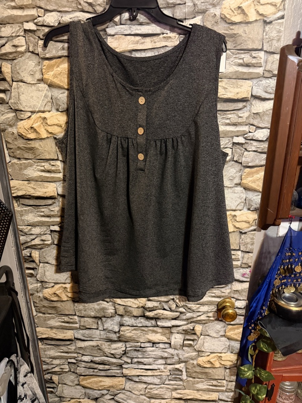 Sleeveless Scoop Neck Button Detail Tank Top — Charcoal Gray